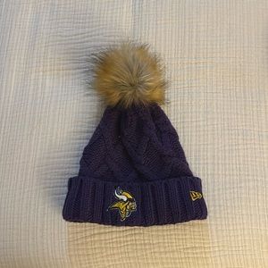 Woman’s Vikings Beanie with Pom